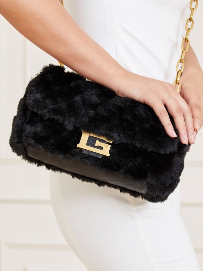 Guess Helma Faux Fur Kadın Çapraz Askılı Çanta Siyah | TR-954240