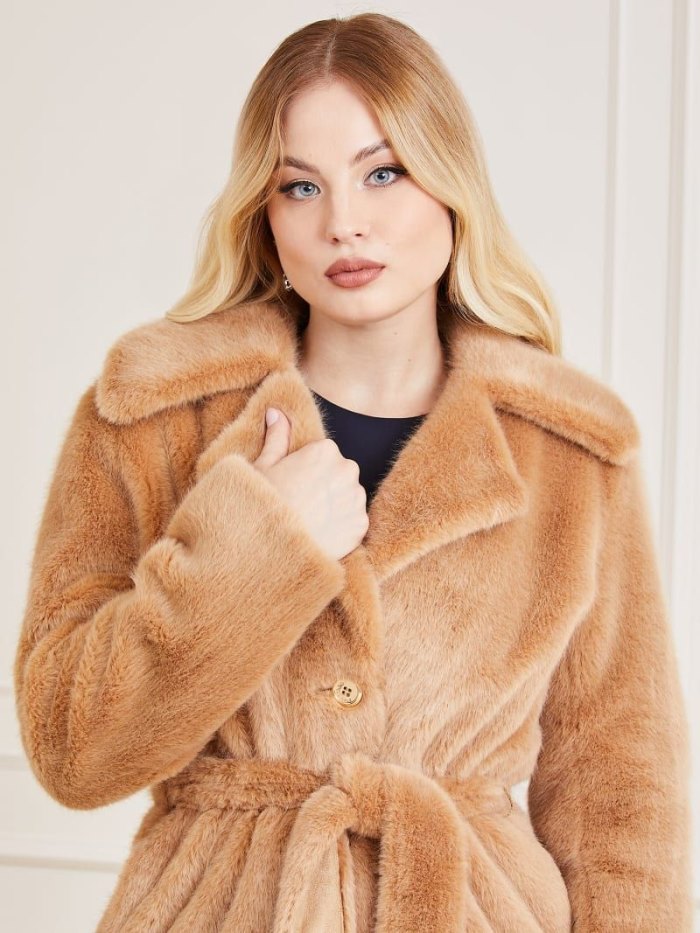 Guess Marciano Faux Fur Kadın Kaban Bej Rengi | TR-292715