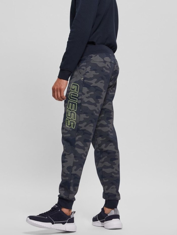 Guess Pantolonlar All Over Camouflage Print Jogger Pant Erkek Jogger Pantolon Gri | TR-639330